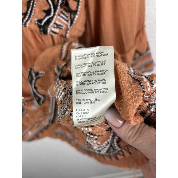 Free People Aztec Print Romper Size XS Brown Boho Festival Hippie Plunge Neck - Picture 12 of 12